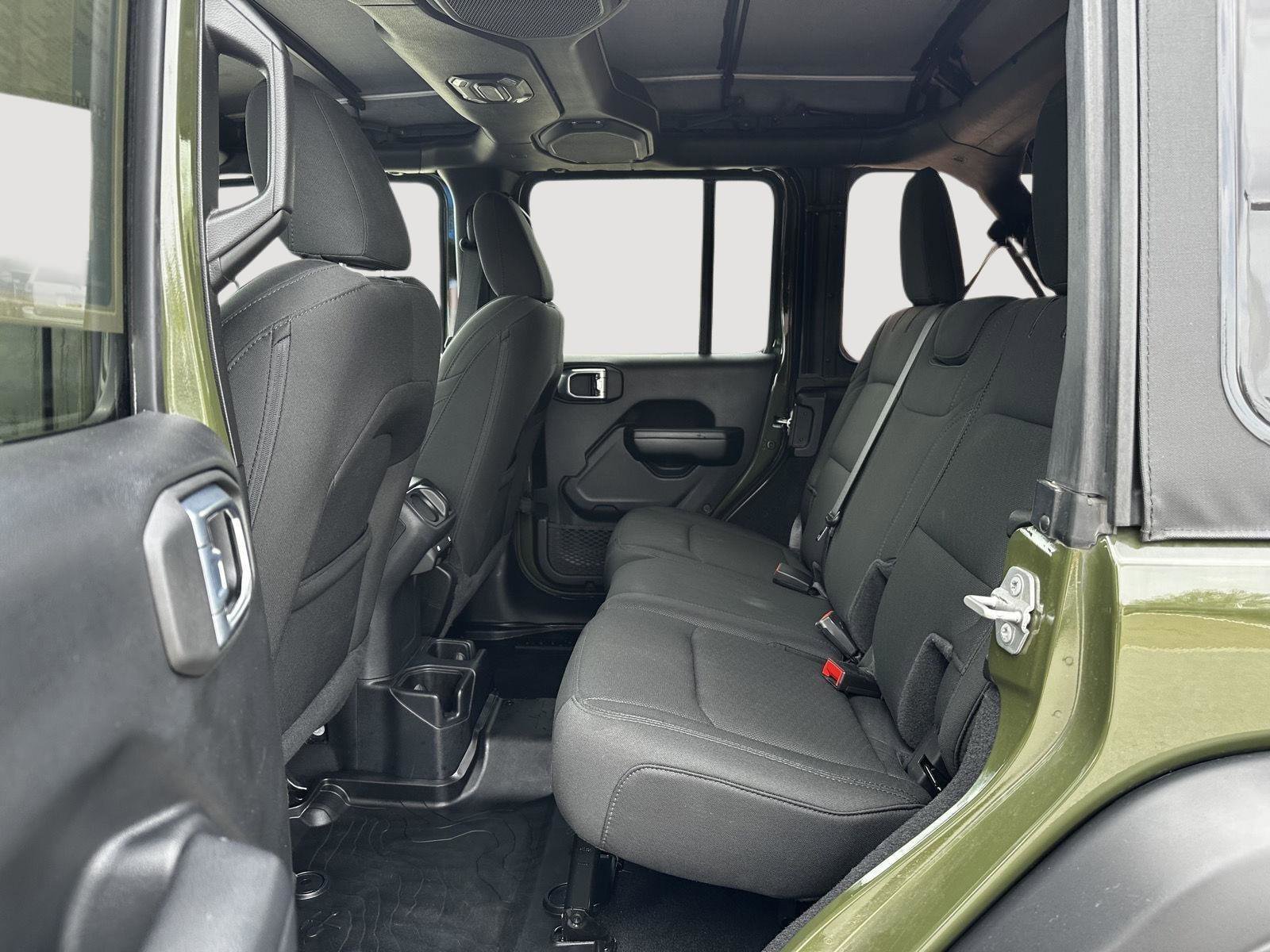 Used 2021 Jeep Wrangler Unlimited Sport AWD/4WD image 20