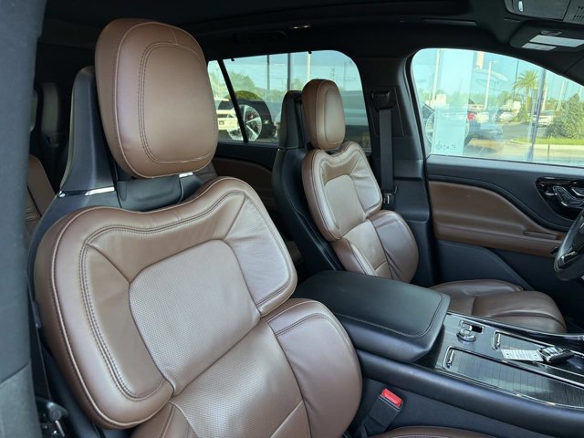 Certified 2023 Lincoln Aviator Reserve w/ Equipment Group 201A image 20