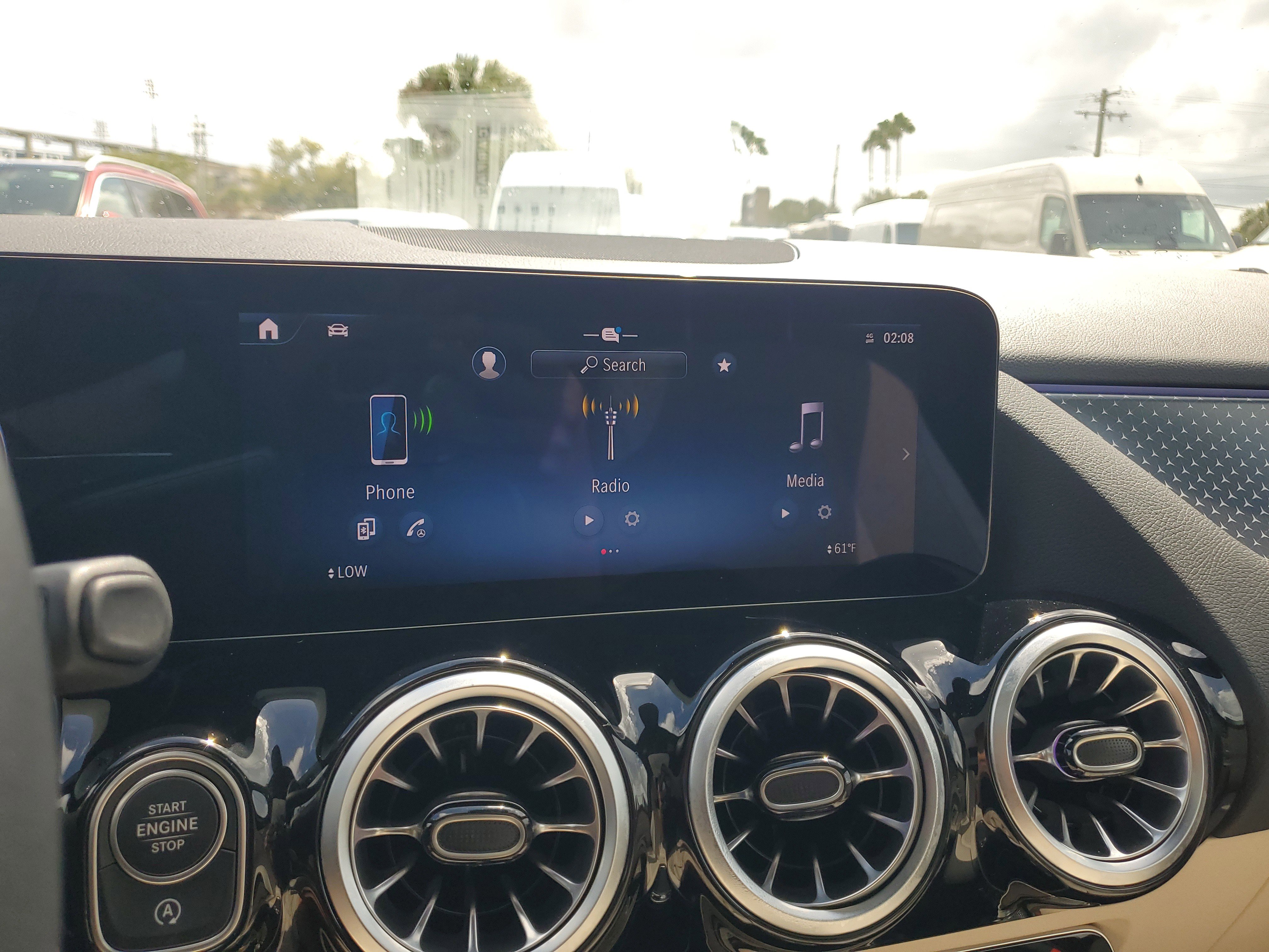 Certified 2025 Mercedes-Benz GLA 250 image 27