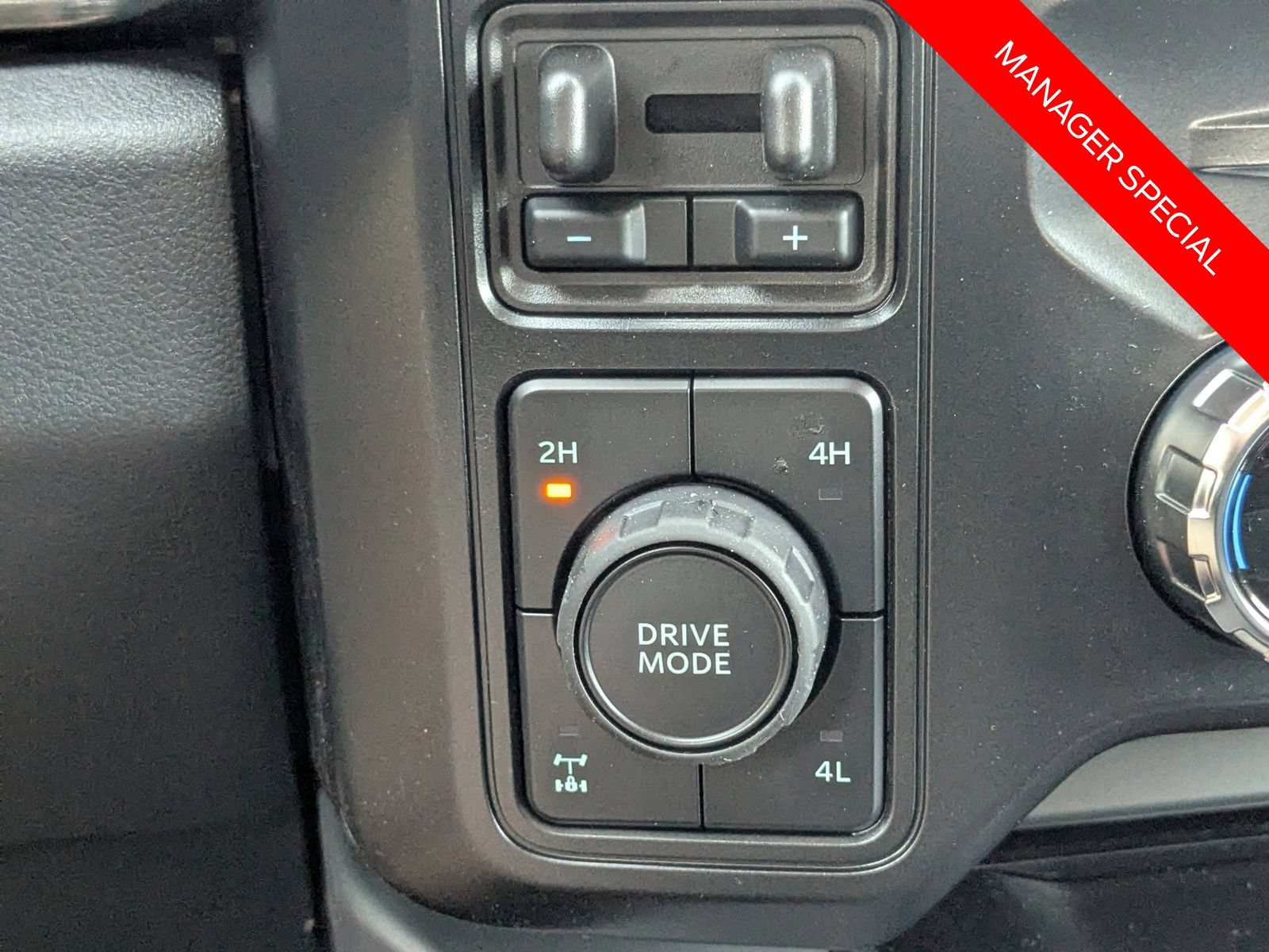 New 2026 Ford F250 Lariat w/ FX4 Off-Road Package AWD/4WD image 26