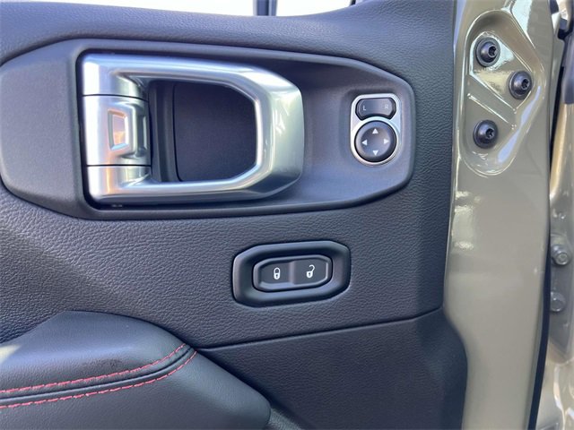 New 2025 Jeep Wrangler Unlimited Rubicon w/ XTREMEE 35" Tire Package image 13