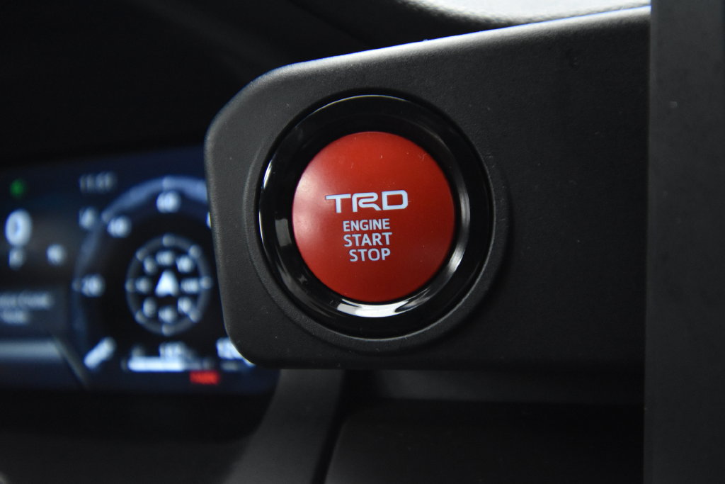 Used 2024 Toyota Tacoma TRD Sport AWD/4WD image 26