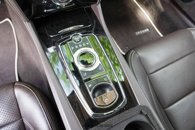 Used 2013 Jaguar XKR R RWD image 25