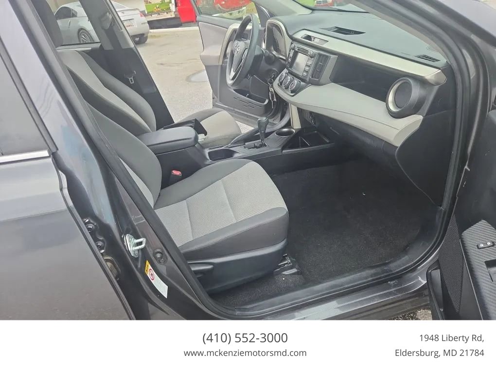 Used 2014 Toyota RAV4 LE w/ Preferred Accessory Package AWD/4WD image 26