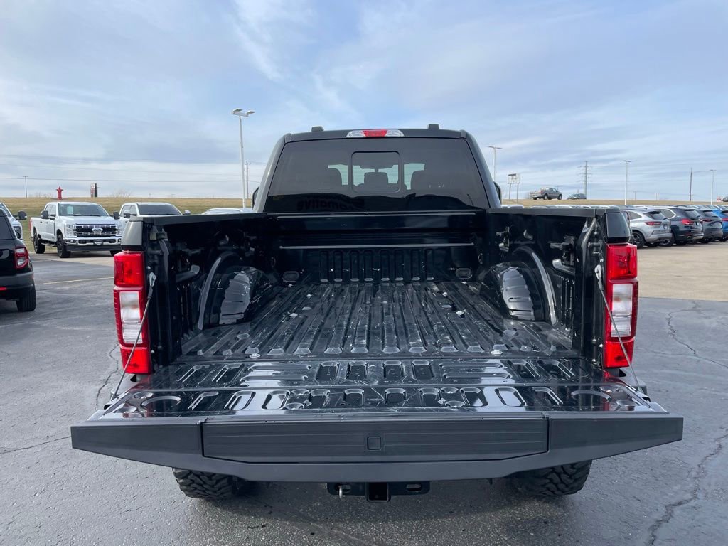 Used 2022 Ford F250 XLT w/ XLT Premium Package AWD/4WD image 36