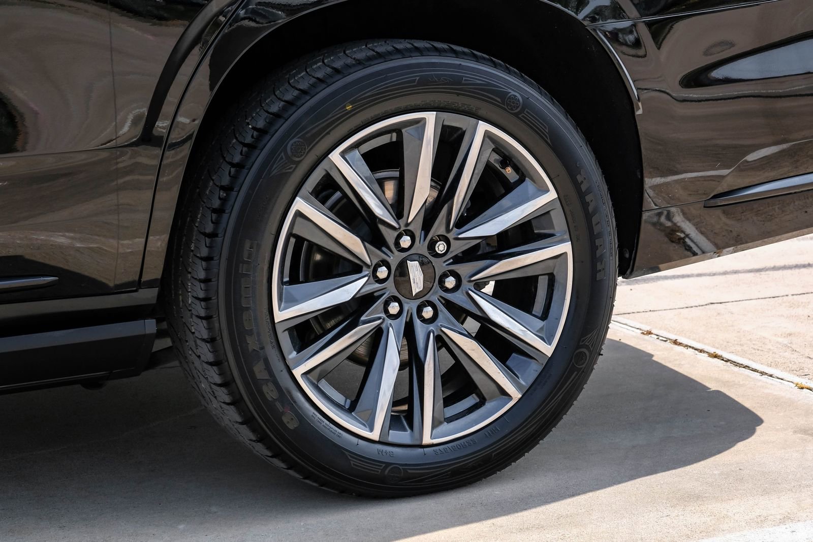 Used 2021 Cadillac Escalade Sport w/ Driver Assist Tech Package image 78