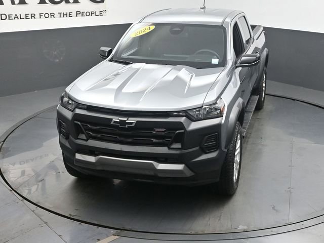 Used 2024 Chevrolet Colorado Trail Boss w/ LPO, Dark Essentials Package AWD/4WD image 44