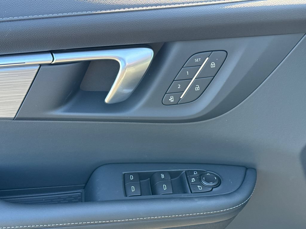 New 2026 Buick Enclave Preferred w/ Power Package AWD/4WD image 17