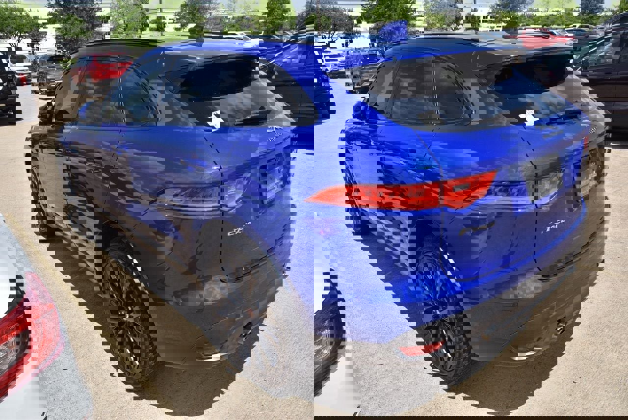 Used 2018 Jaguar F-PACE Prestige image 9