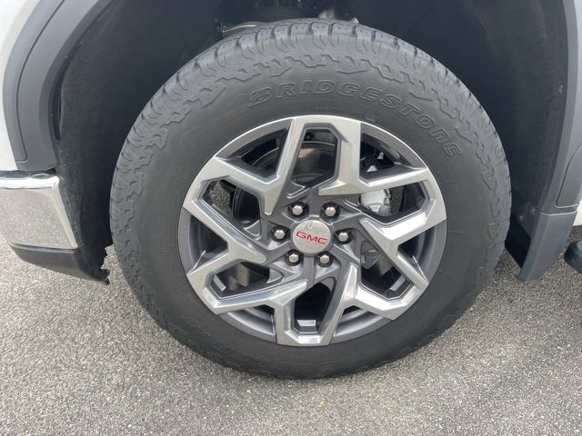 Used 2022 GMC Sierra 1500 SLT image 9