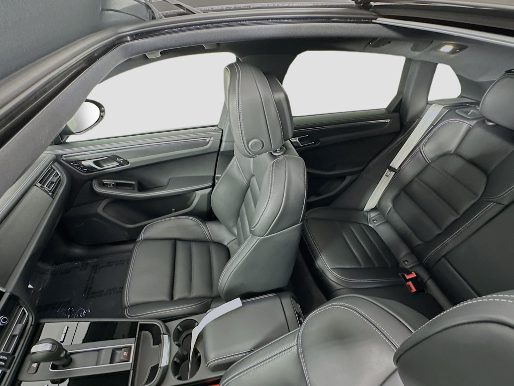 New 2026 Porsche Macan GTS AWD/4WD image 14