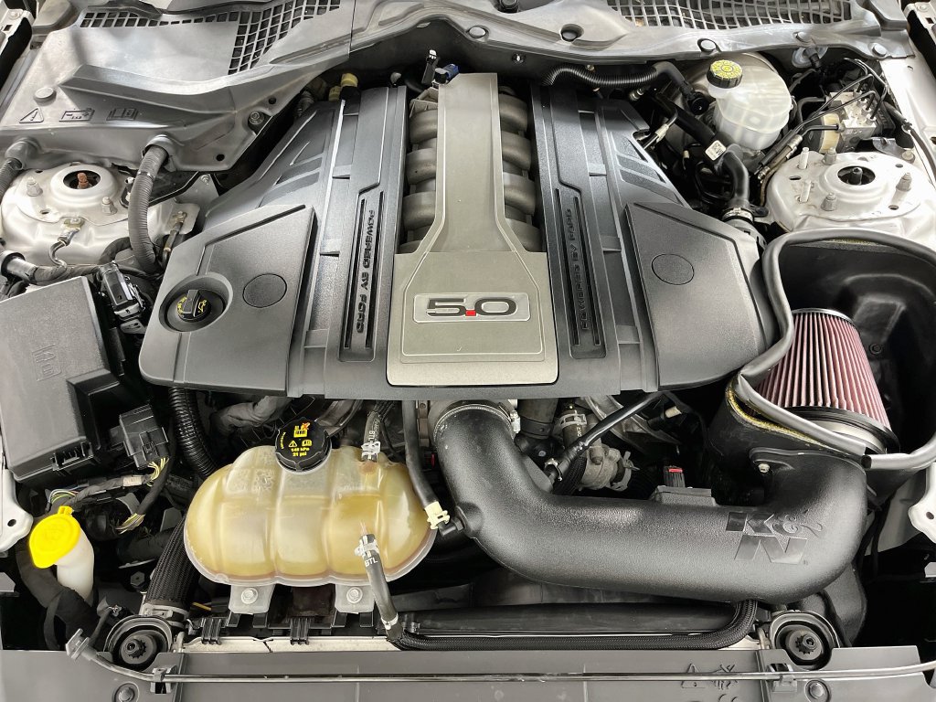 Used 2019 Ford Mustang GT w/ Black Accent Package RWD image 33