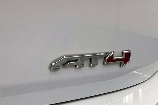 Used 2023 GMC Terrain AT4 w/ Infotainment Package II image 9