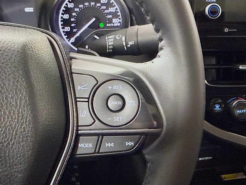 Used 2024 Toyota Camry SE w/ Audio Upgrade Package image 12