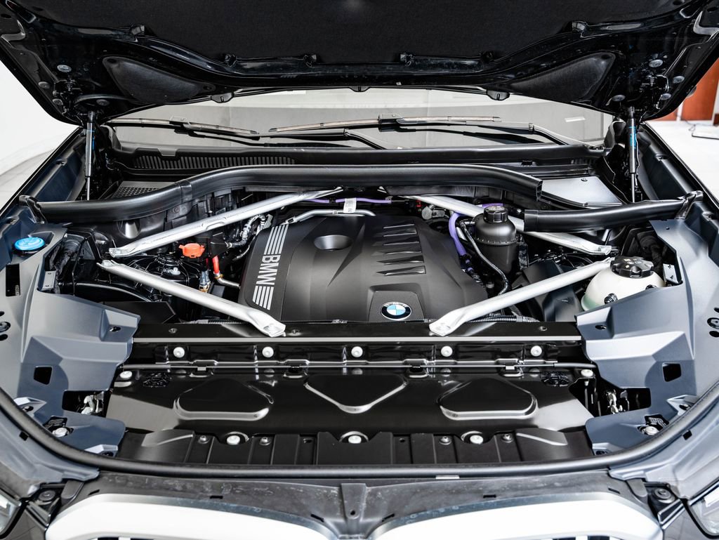 Used 2024 BMW X5 xDrive40i w/ Premium Package image 48