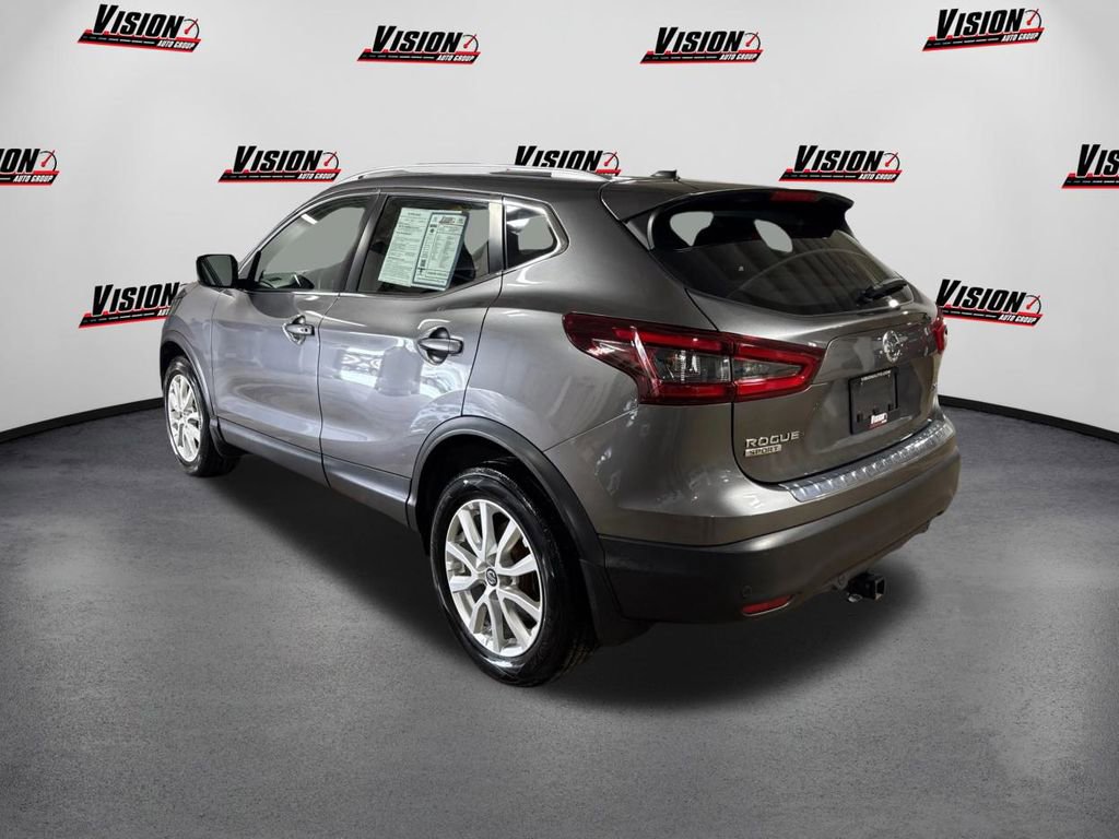 Used 2020 Nissan Rogue Sport SV image 7