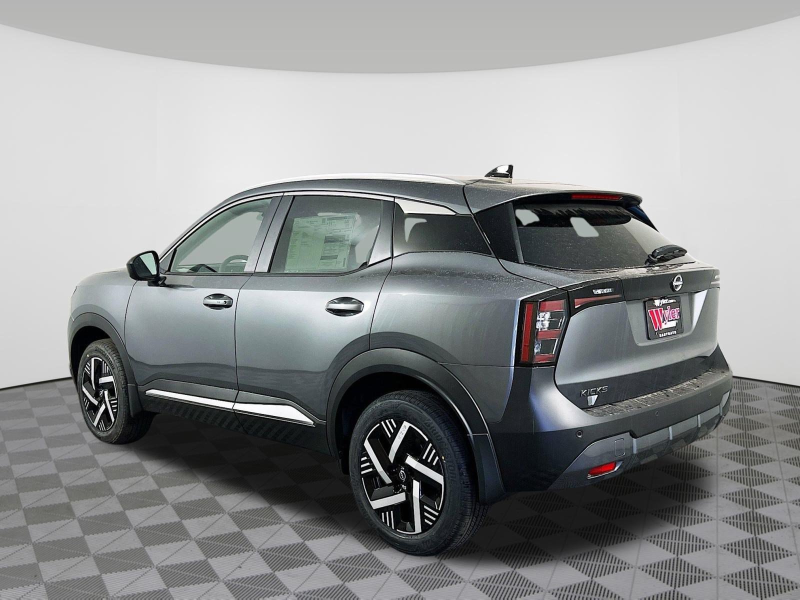 New 2026 Nissan Kicks SV FWD image 28