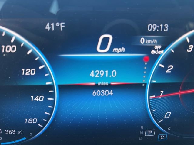 Used 2023 Mercedes-Benz CLA 250 4MATIC image 11