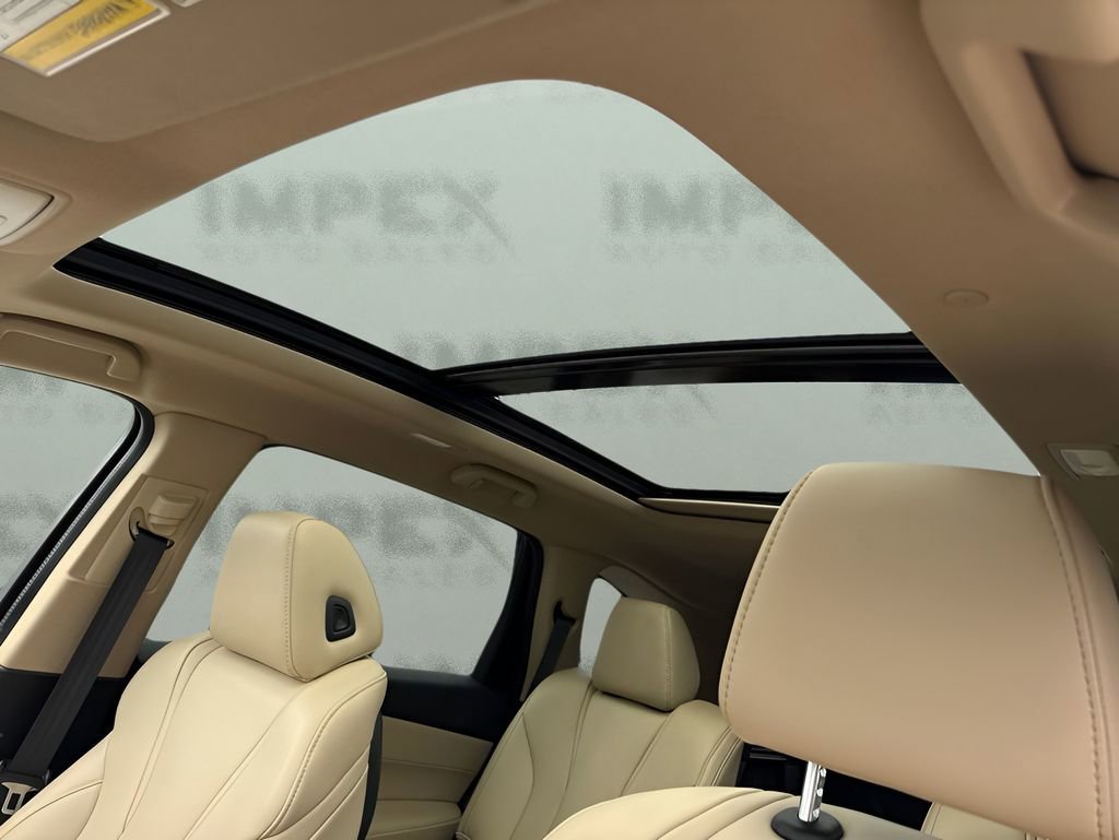 Used 2023 Acura MDX SH-AWD image 12