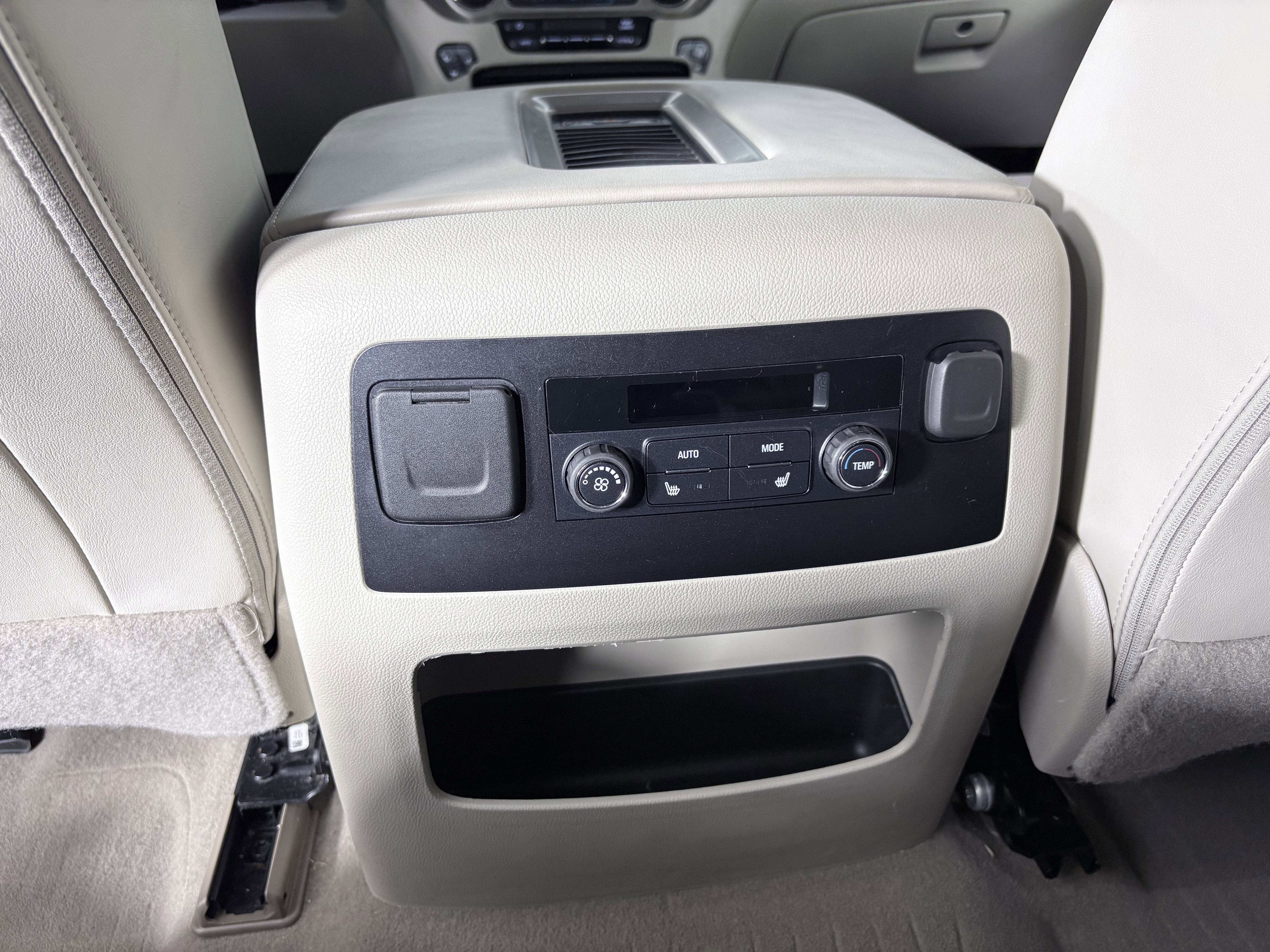 Used 2019 GMC Yukon Denali image 30
