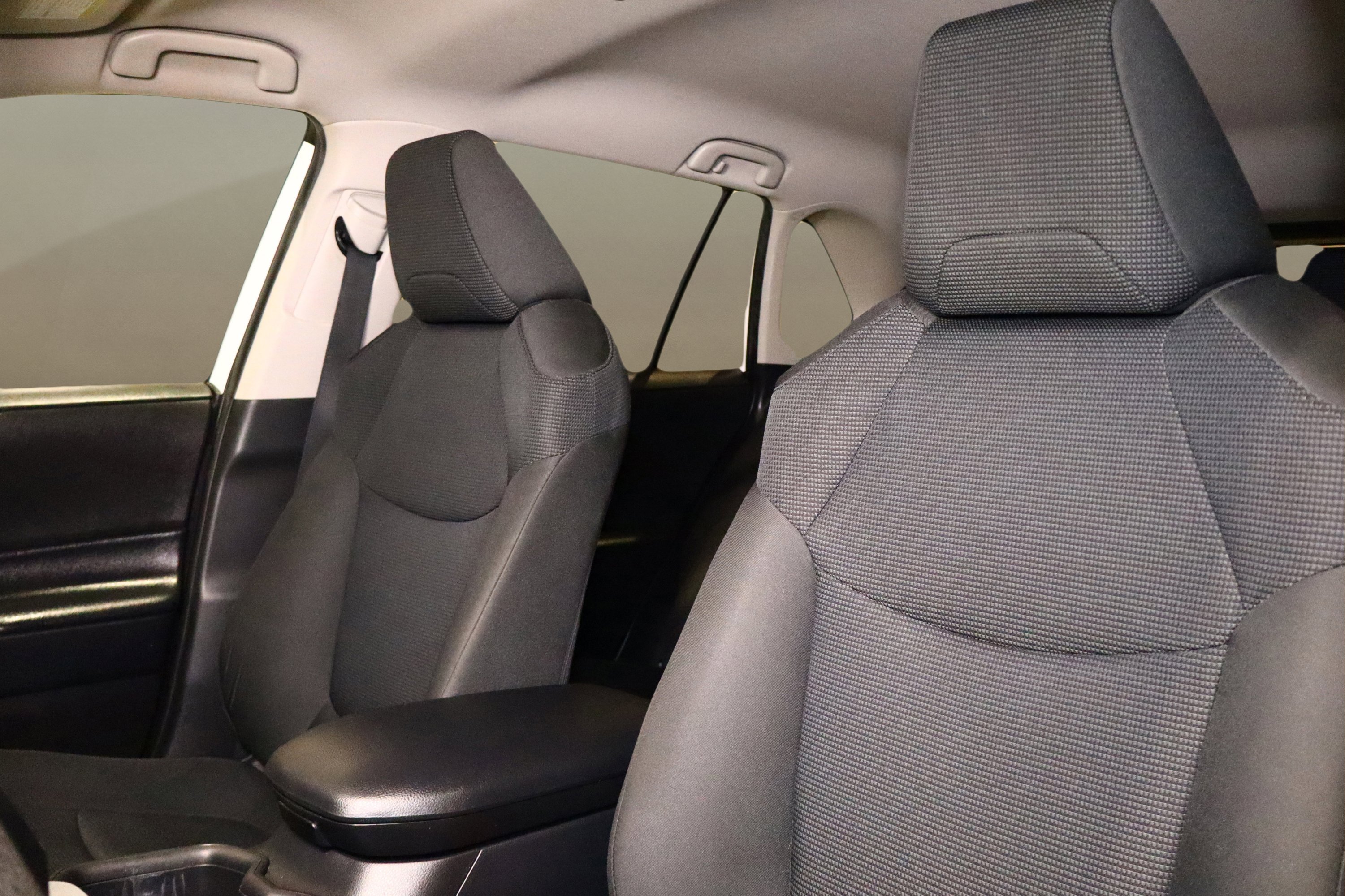 Used 2024 Toyota RAV4 LE image 15