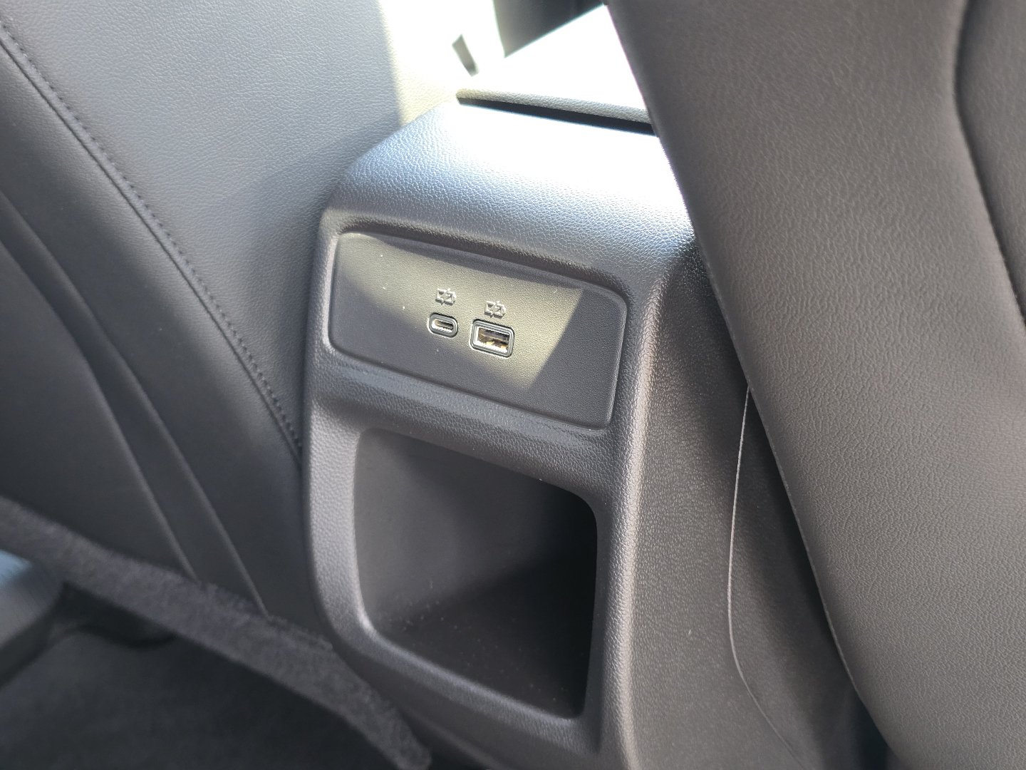 Used 2024 Chevrolet Trax ACTIV w/ Sunroof Package FWD image 28