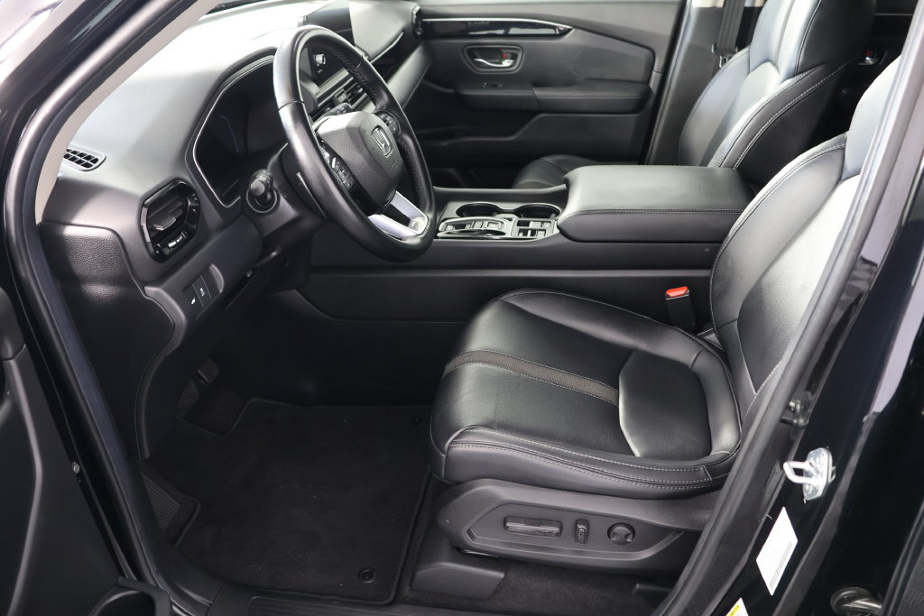 Used 2025 Honda Pilot EX-L image 19