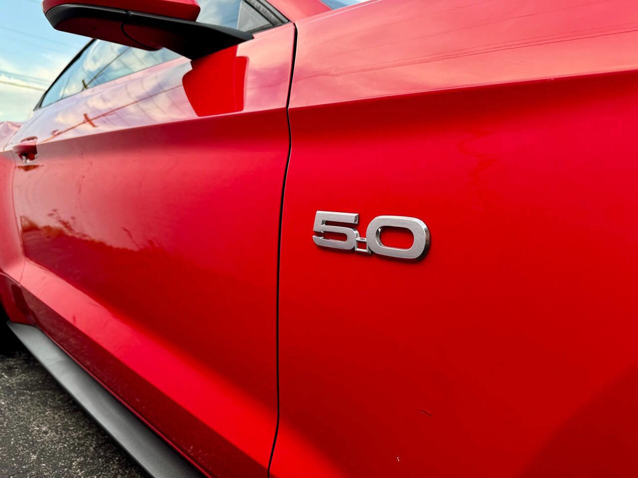Used 2019 Ford Mustang GT image 9