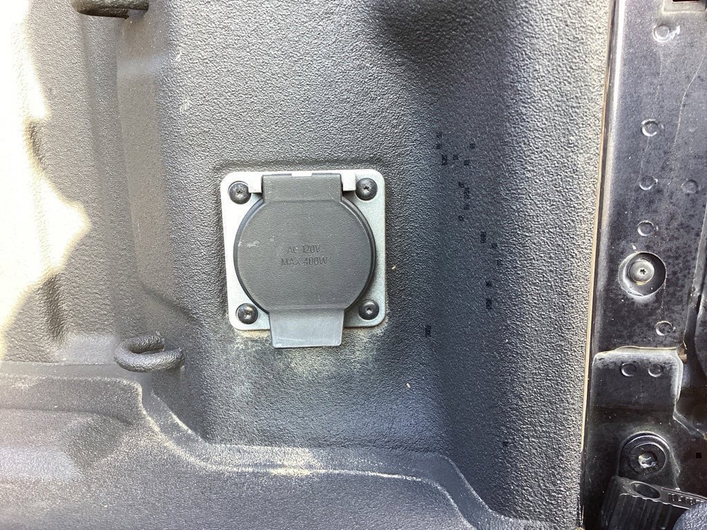 Used 2024 GMC Sierra 2500 Denali w/ Denali Reserve Package image 14