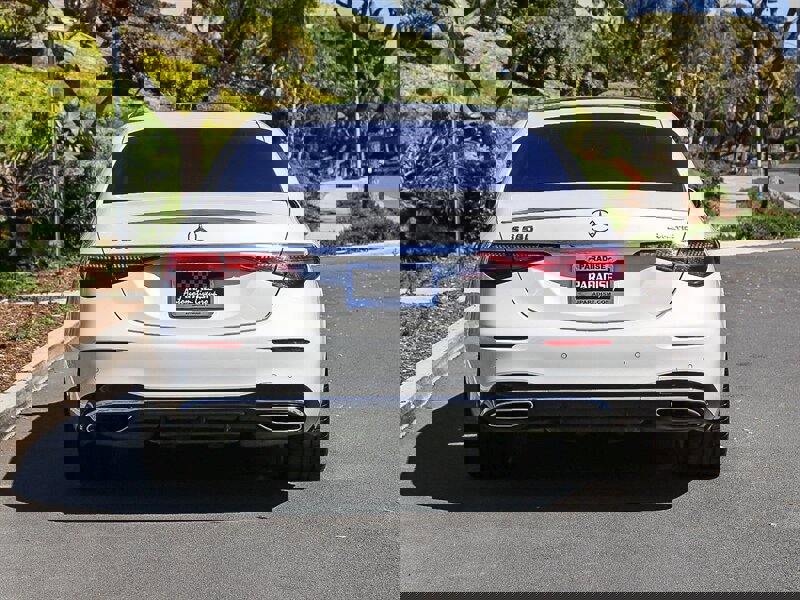 Used 2022 Mercedes-Benz S 580 4MATIC Sedan image 5