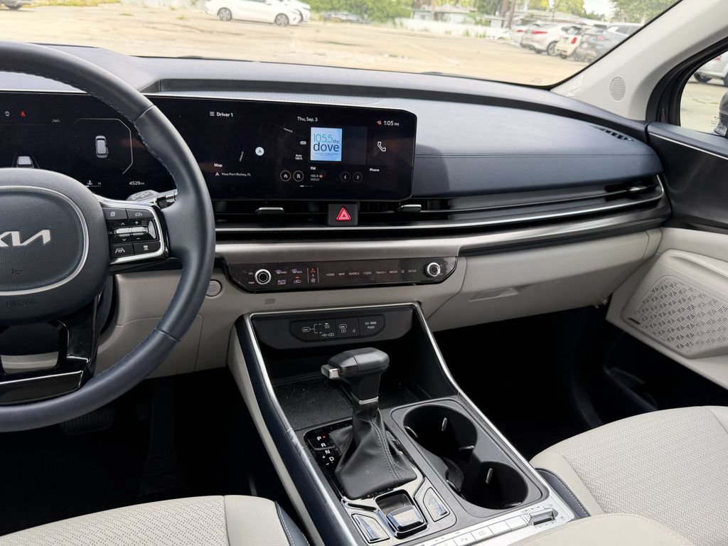 Certified 2026 Kia Carnival SX Prestige FWD image 18
