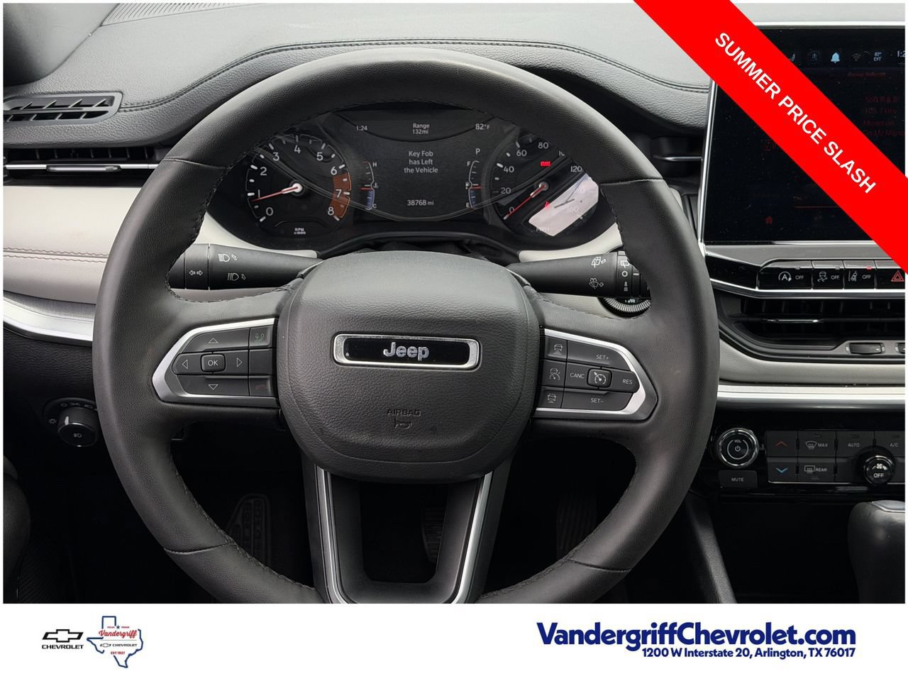 Used 2025 Jeep Compass Limited AWD/4WD image 12