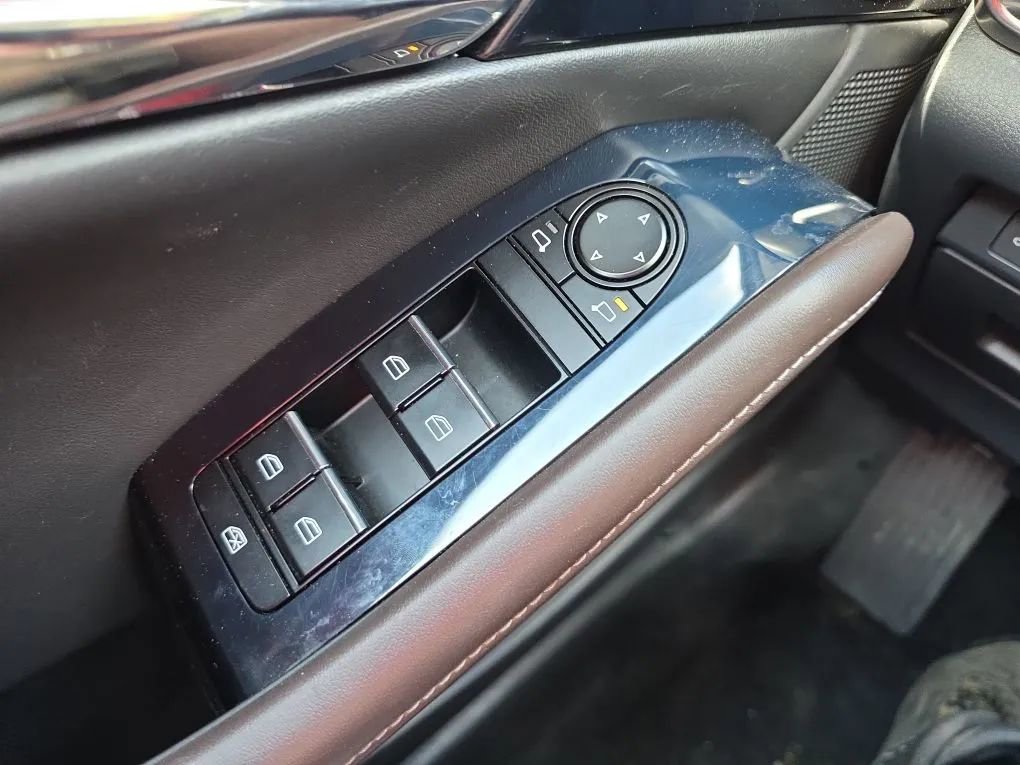 Used 2021 MAZDA CX-30 2.5 Turbo w/ Premium Package image 25