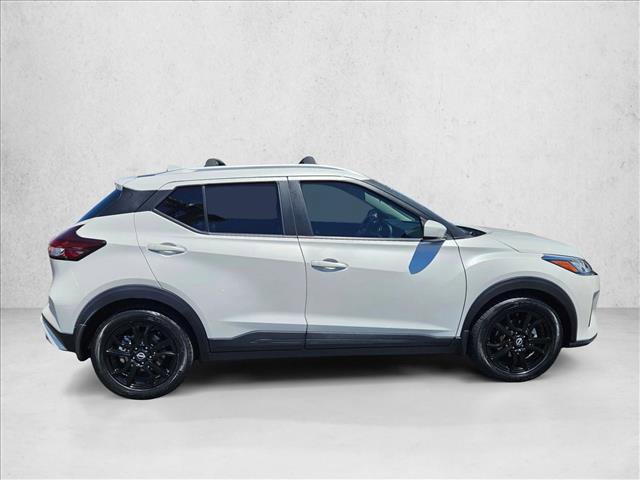Used 2022 Nissan Kicks SV FWD video 4