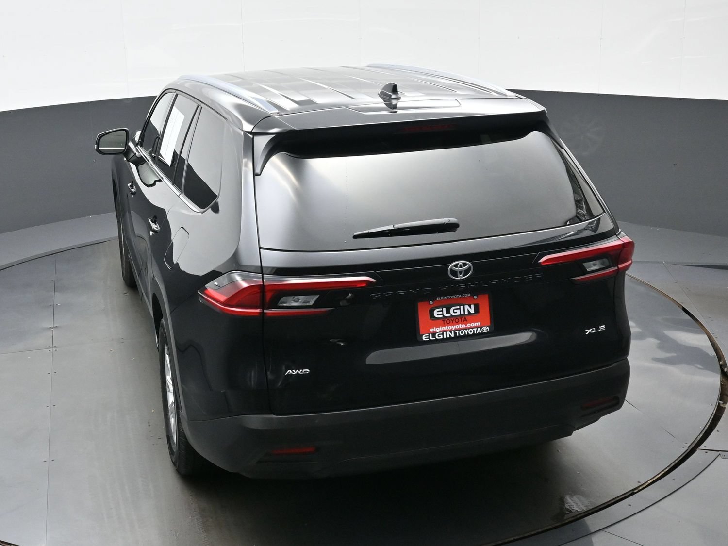 Used 2025 Toyota Grand Highlander AWD image 40