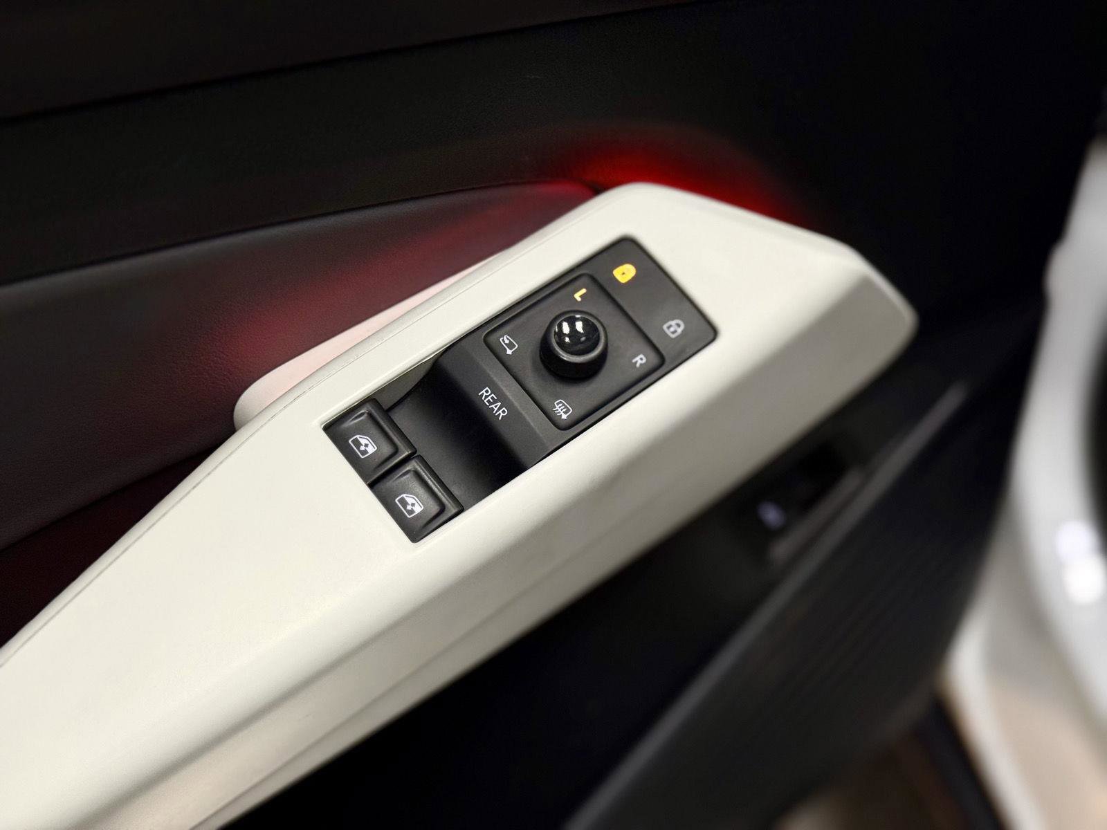 Used 2021 Volkswagen ID.4 1st Edition image 12