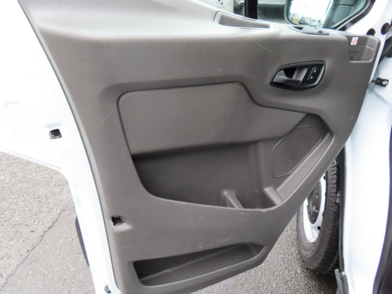 Used 2020 Ford Transit 250 Medium Roof image 6