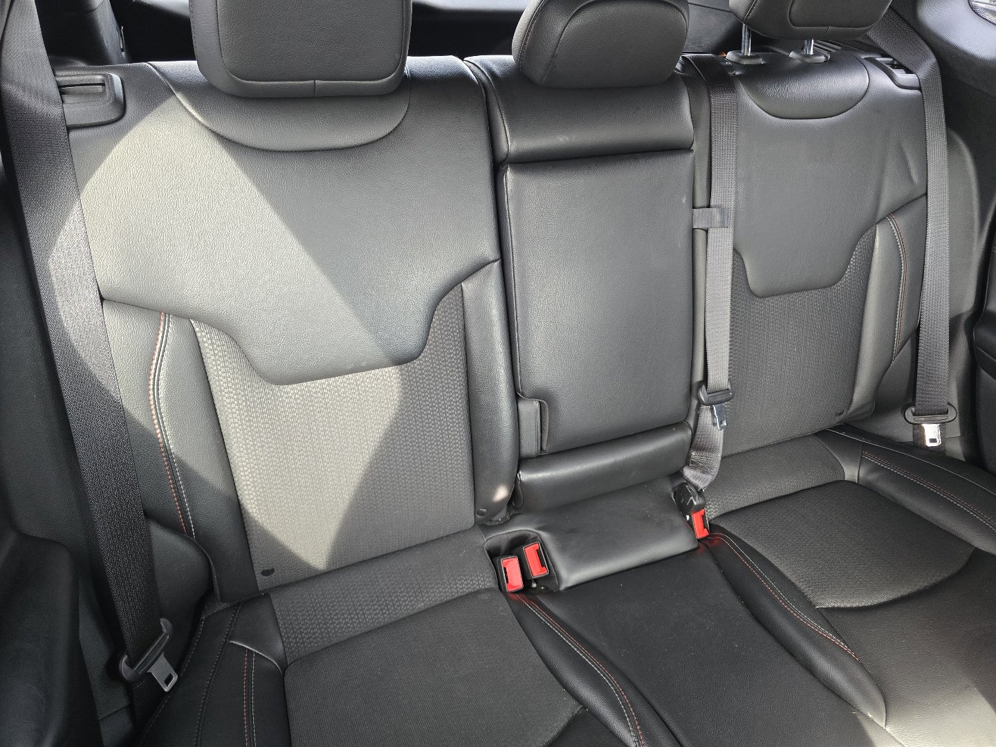 Used 2023 Jeep Compass Trailhawk image 28