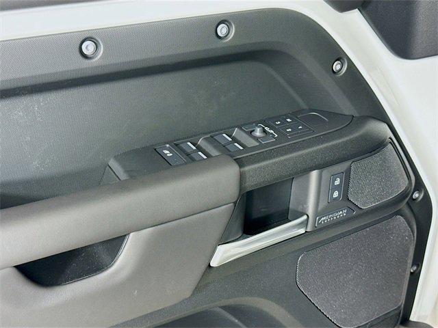 New 2026 Land Rover Defender 130 V8 image 20