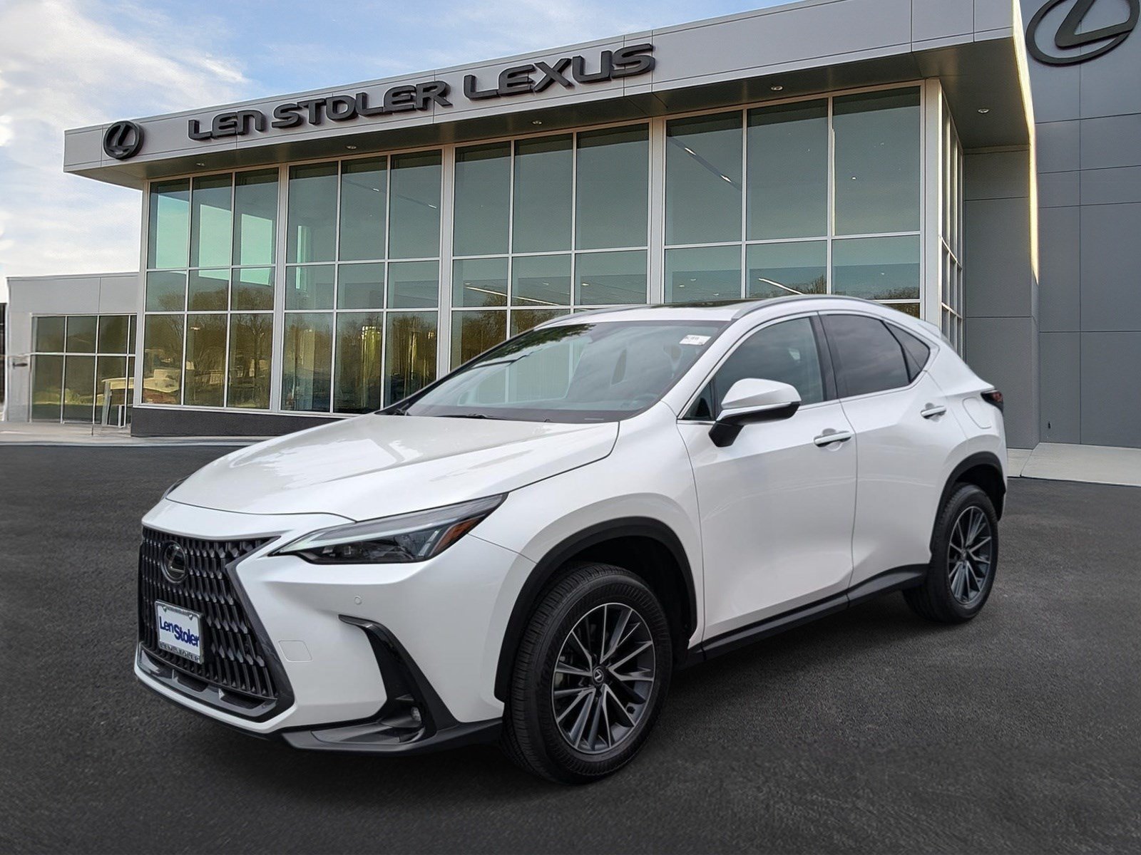 Certified 2025 Lexus NX 350h AWD w/ Cold Area Package image 7