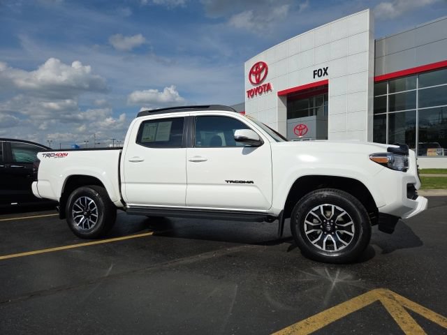 Used 2022 Toyota Tacoma TRD Sport AWD/4WD image 1