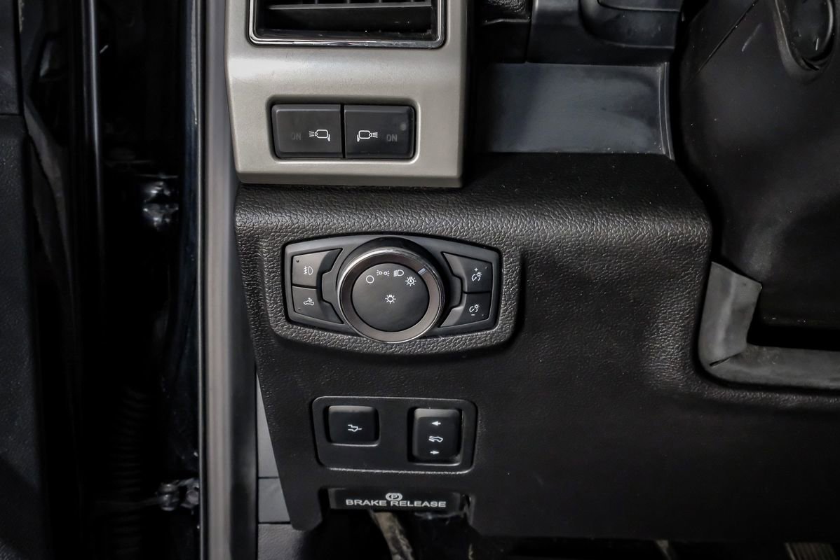 Used 2019 Ford F250 Lariat w/ Lariat Ultimate Package image 28