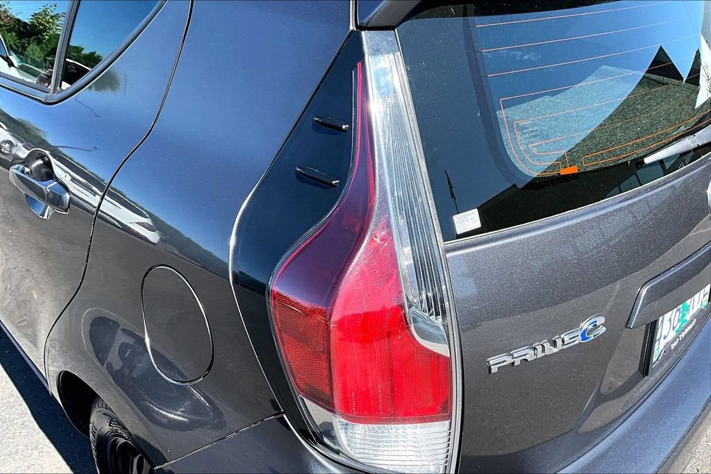 Used 2015 Toyota Prius C Two FWD image 27