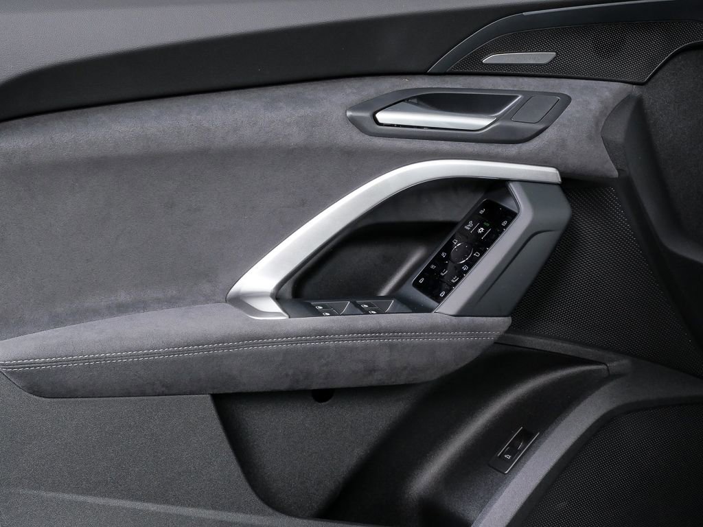 New 2026 Audi SQ5 Premium Plus image 6