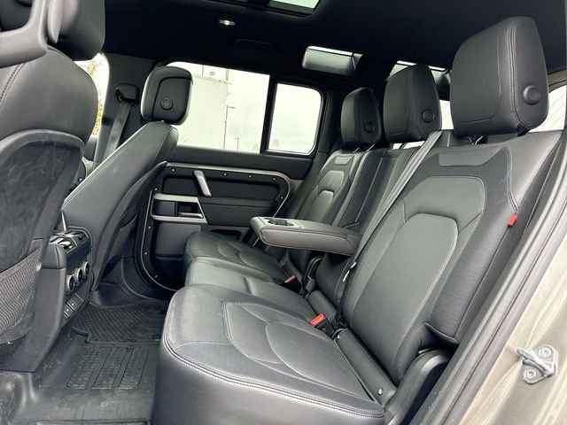 Used 2023 Land Rover Defender 110 X-Dynamic SE AWD/4WD image 23