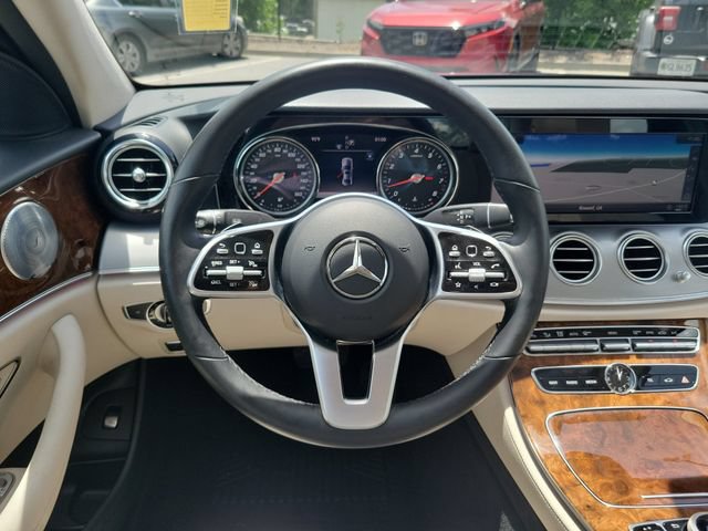 Used 2019 Mercedes-Benz E 300 4MATIC image 26