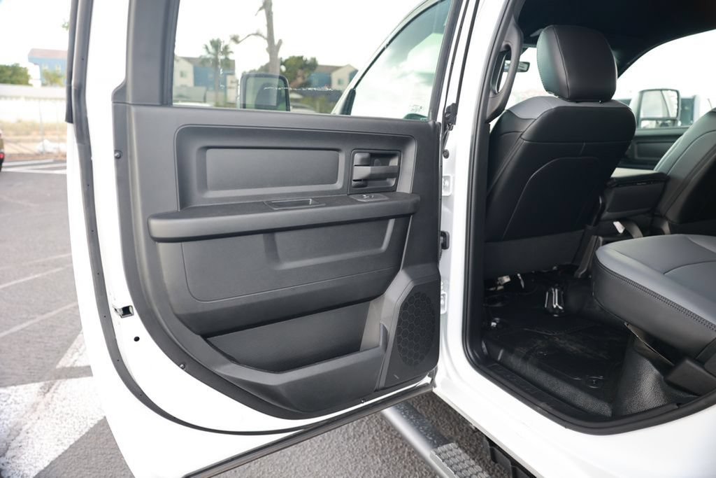 New 2026 RAM 3500 Tradesman AWD/4WD image 46