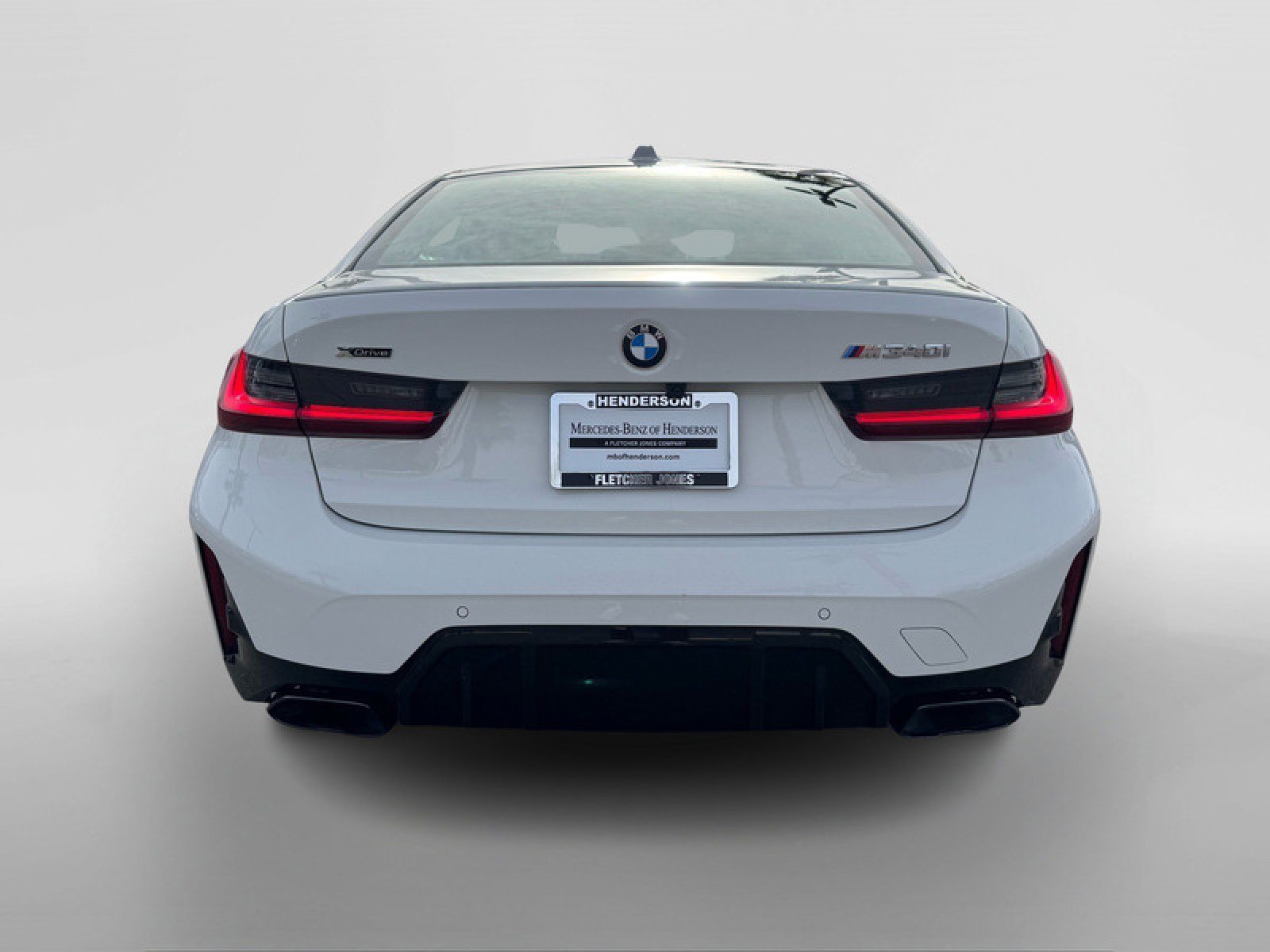 Used 2023 BMW M340i xDrive image 4
