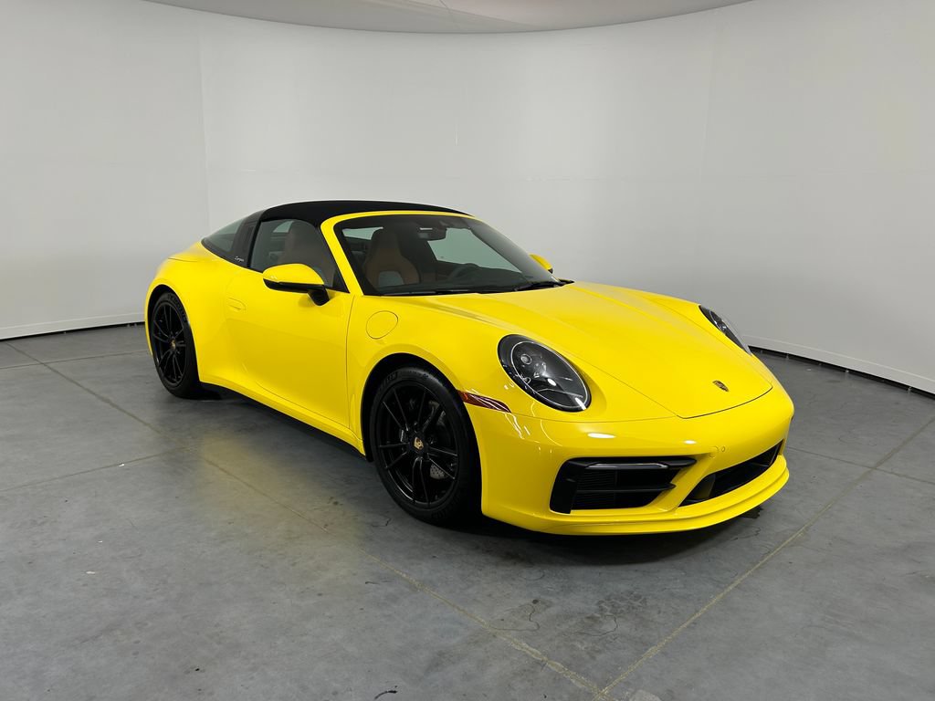 Certified 2024 Porsche 911 Targa 4 AWD/4WD image 9