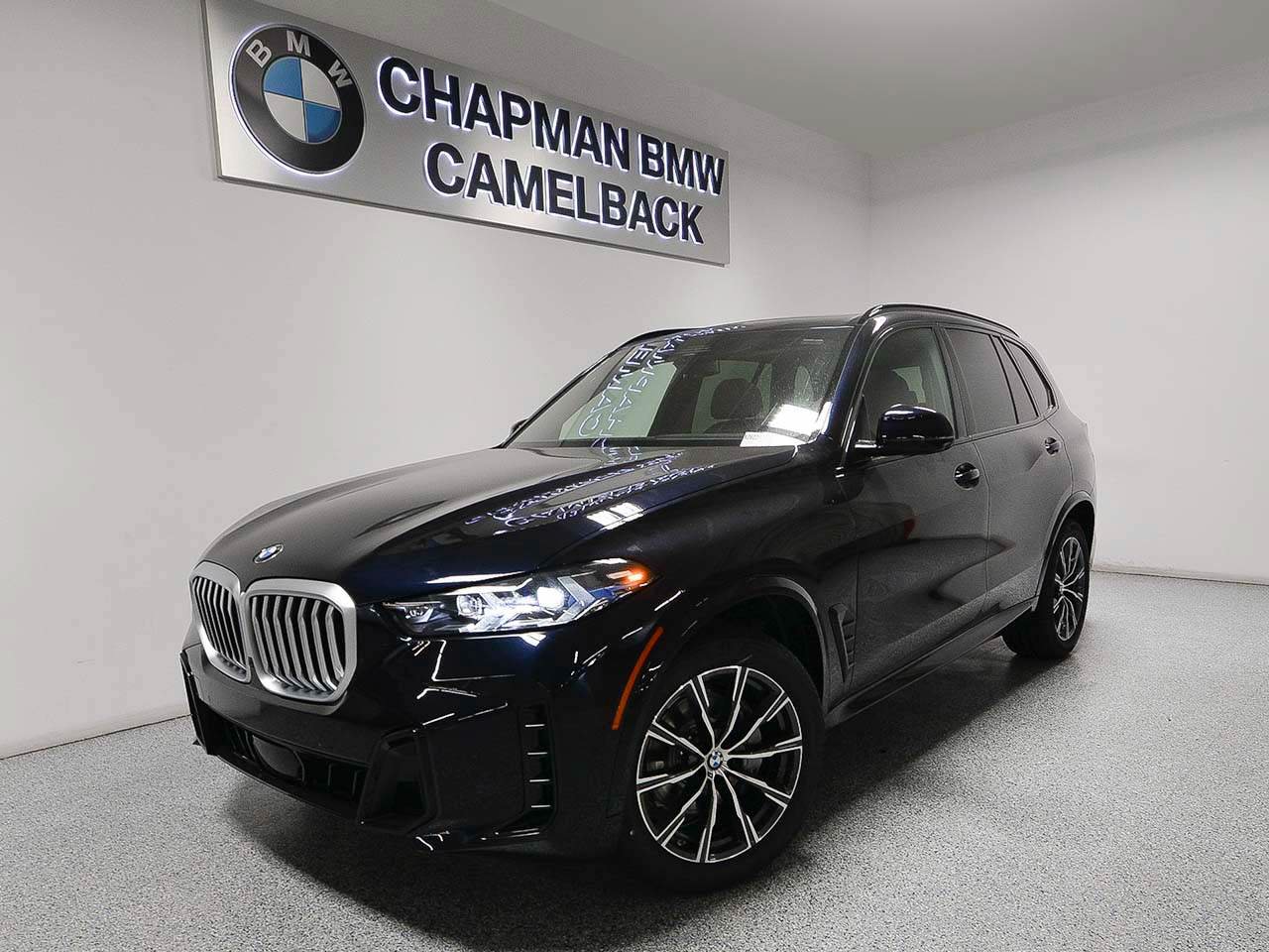 Used 2026 BMW X5 xDrive40i AWD/4WD image 1